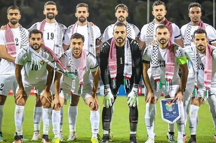 المنتخب الوطني يلتقي نظيره القطري غدا 1704265875464