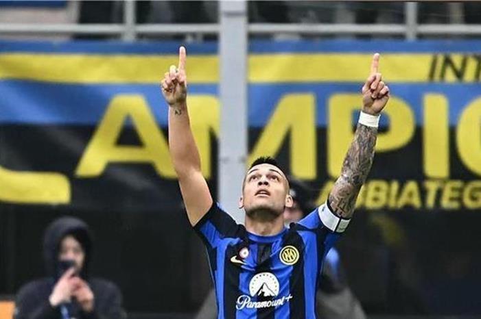 12024620555304418730