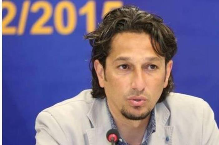 أبو زمع يصل قطر لتنفيذ رغبة عموتة corr_500_koo_500647