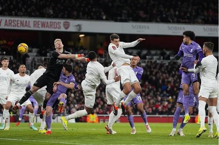 ليفربول يطيح بأرسنال من كأس الاتحاد الإنجليزي 659af0ef4c59b707316dfaf4