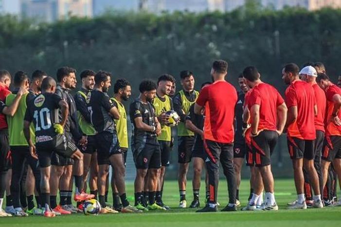 الأهلي يختار من 3 أسماء لتدعيم الدفاع في يناير FB_IMG_1733994902725-675aa9e5c30d9-2