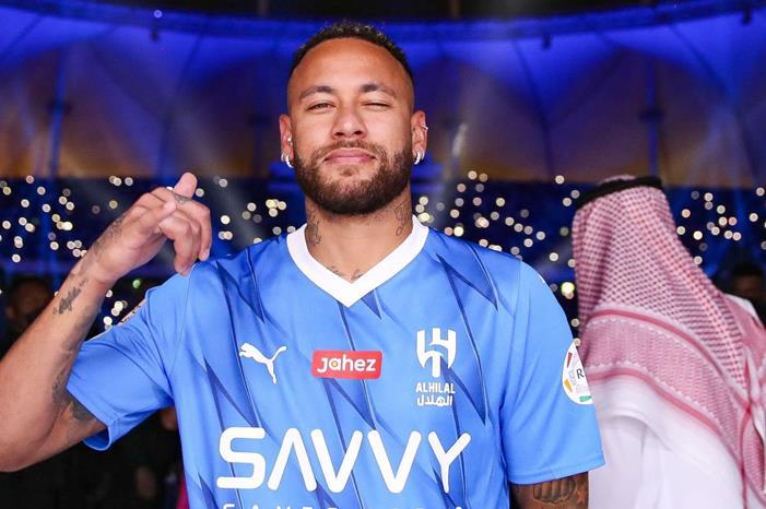 نيمار يوجه رسالة للقحطاني: لا تضغط علي! Neymar-Al-Hilal-F365