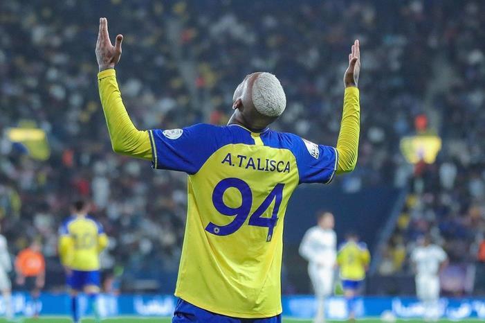 كم سيحصل النصر من بيع تاليسكا إلى فنربخشة؟ Fk7Slp4WIAEfaOb