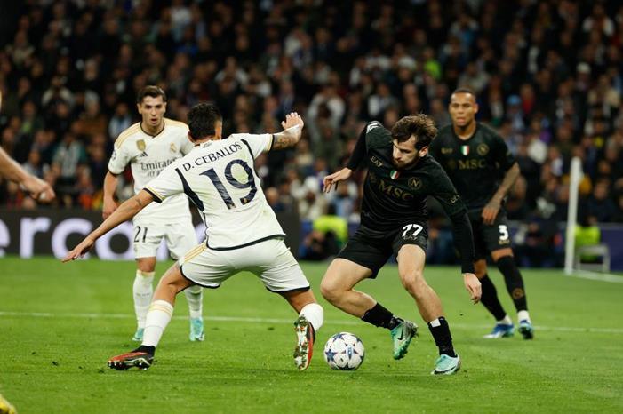 تفاصيل عقد كفاراتسخيليا مع باريس سان جيرمان خفيتشا-كفاراتسخيليا