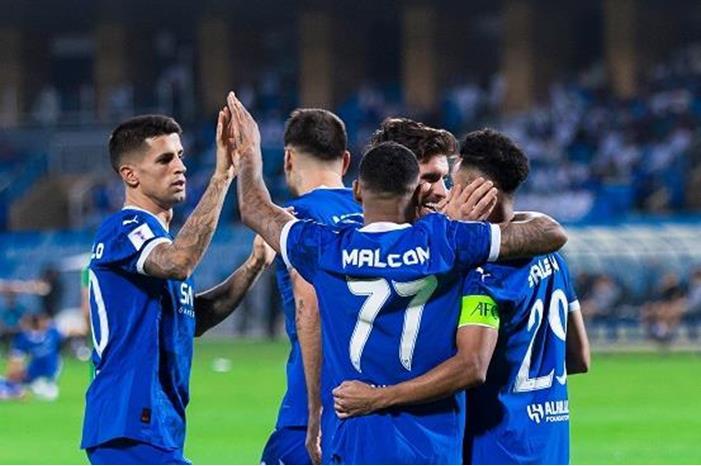 تشكيلة الهلال المتوقعة في مباراة اليوم ضد الوحدة GY1KiS2WMAc5fWZ-3