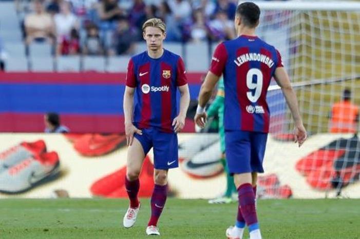 فرينكي يعلق على تقارير تجديد عقده مع برشلونة بكلمات نارية GettyImages-1684492241-1