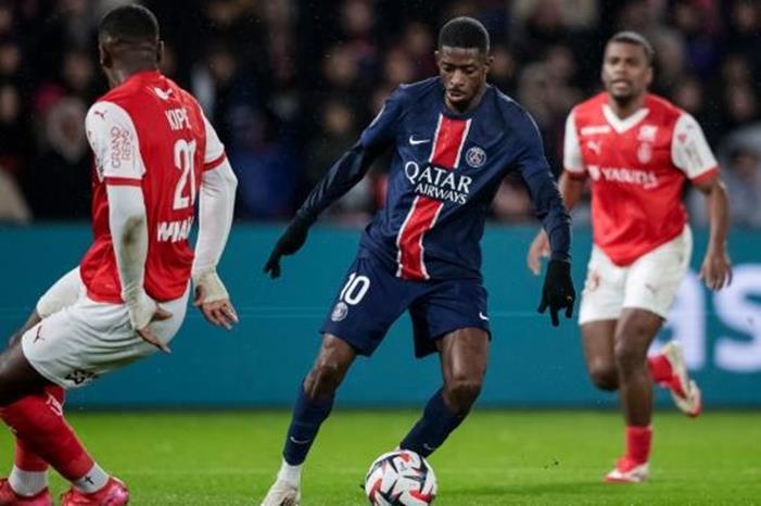 باريس يكتفي بالتعادل مع ريمس في الدوري الفرنسي PARIS-1