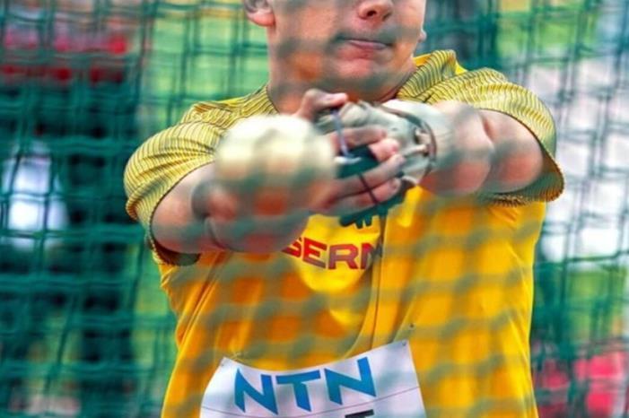 6798c1f14c59b7314f5d34cd