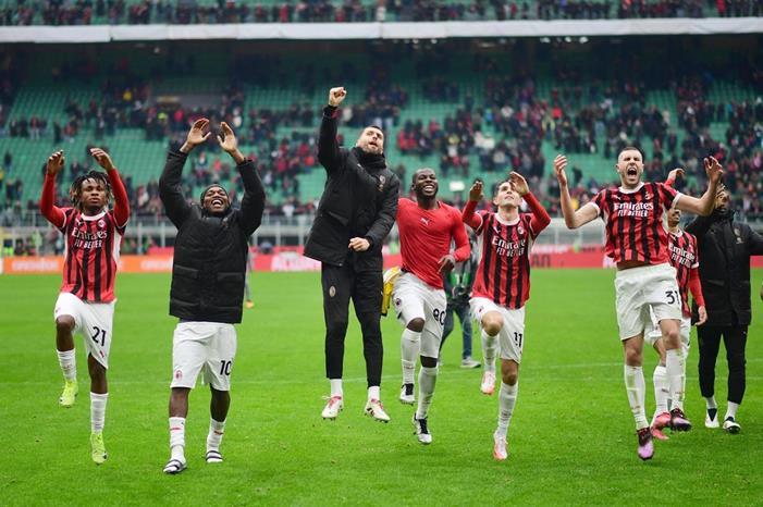 ميلان ضيفاً ثقيلاً على دينامو زغرب لحسم التأهل 385624