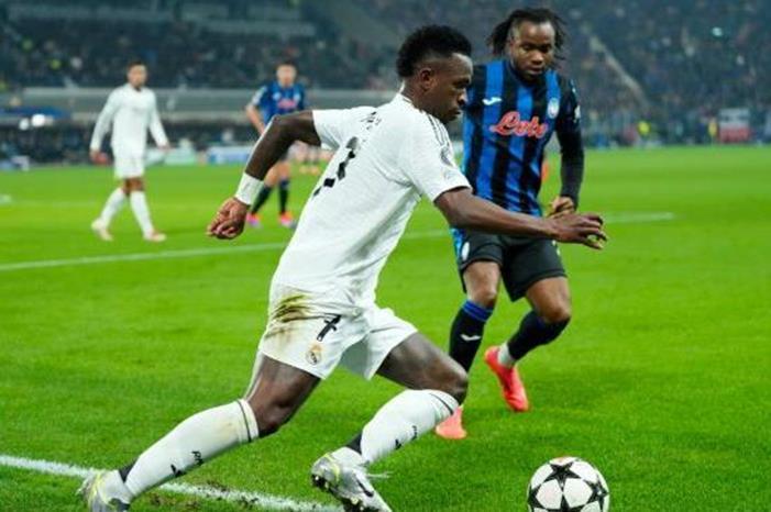 ريال مدريد يتحرك بعد طرد فينيسيوس GettyImages-2188678273-1-1