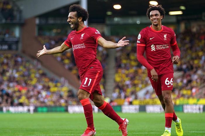 ليفربول يغري أرنولد بوصافة صلاح image