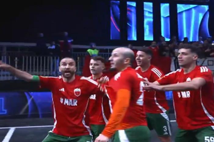 677c1fc64c59b74ca439ed64