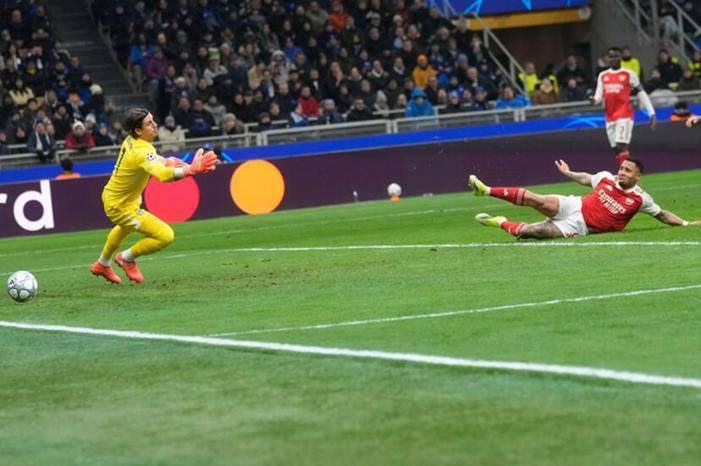 696ffca042360434807a64fb