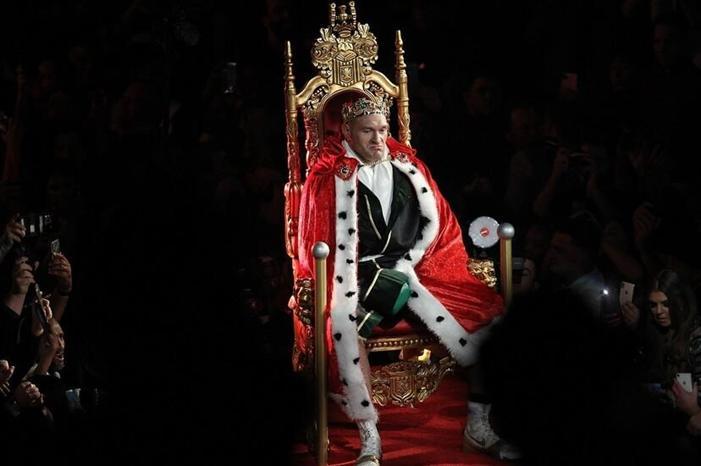 697a53ff42360415f449c358