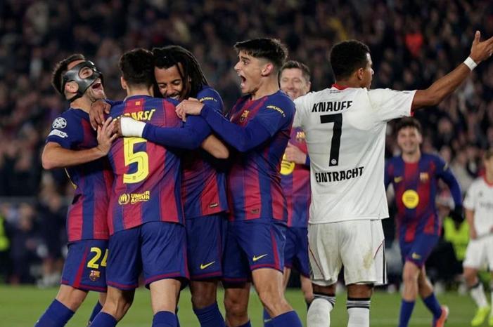 برشلونة1765317742