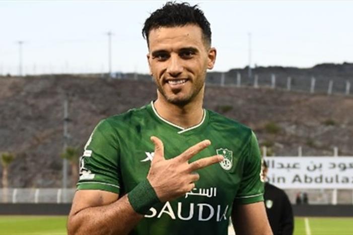 عمر السومة يثير الفتنة بأهلي جدة لهذا السبب 633