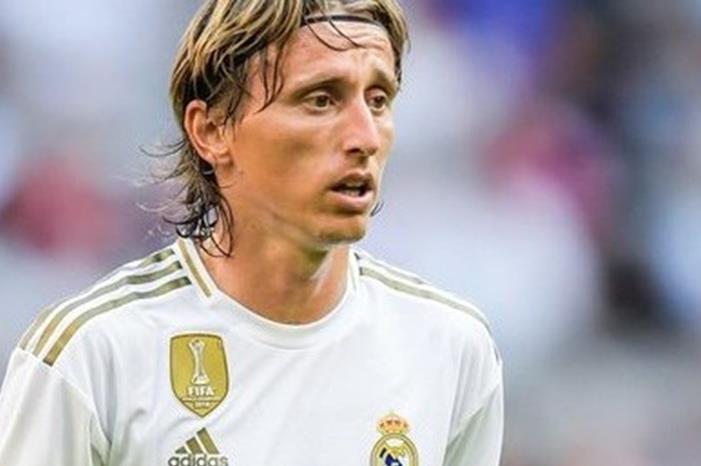 مودريتش يحسم مصيره مع ريال مدريد.. بـ قرار نهائي 1da688c6-2649-48bc-8f2a-5f632b2451bc