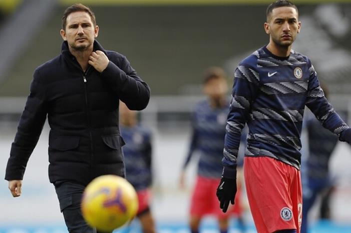 تشيلسي يعلن غياب المغربي زياش أمام أرسنال 5fe44d824c59b755b6165fa8