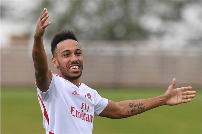 غموض حول مشاركة نجم ارسنال في مواجهة تشيلسي EqGscuOUwAAt-Vr