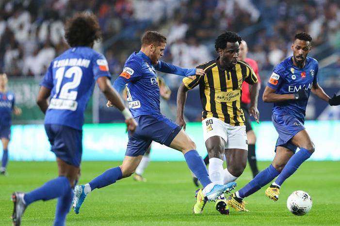 الاتحاد يتحدى الهلال،، تعرف على التشكيل المتوقع للنمور ERZ2-ewX0AAfbaG