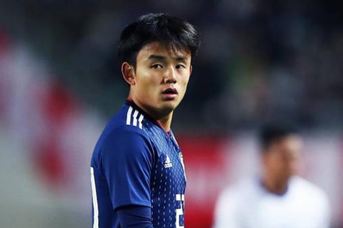 ميسي الياباني يتوسل إلى ريال مدريد 49197680_401