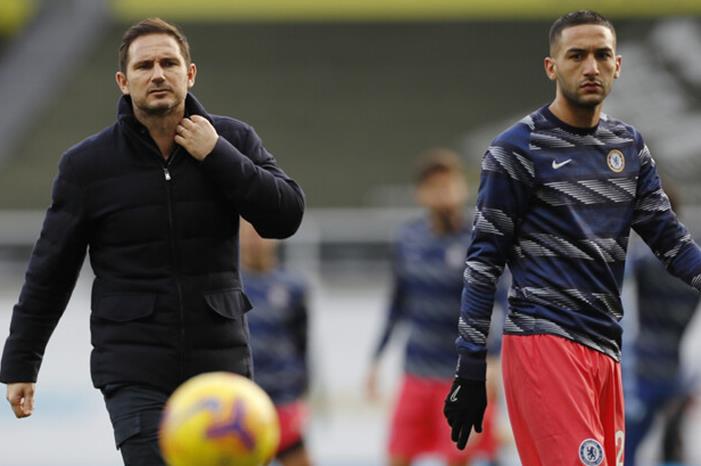 مدرب تشيلسي يعلق على عودة زياش المصاب 5fea66ad4c59b75b2313ba41