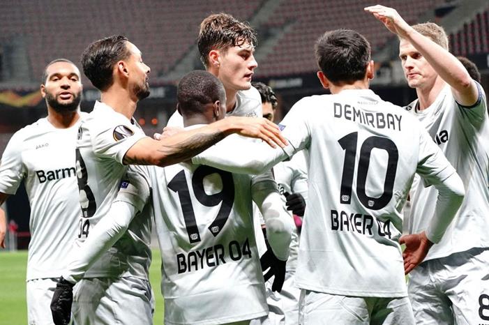 3538541-2020-12-03T210549Z_2080905339_MT1PANPSNSOGCNBAYER031220202020006_RTRMADP_3_FOOTBALL-OGC-NICE-VS-BAYER-LEVERKUSEN-EUROPA-LIGUE-NICE