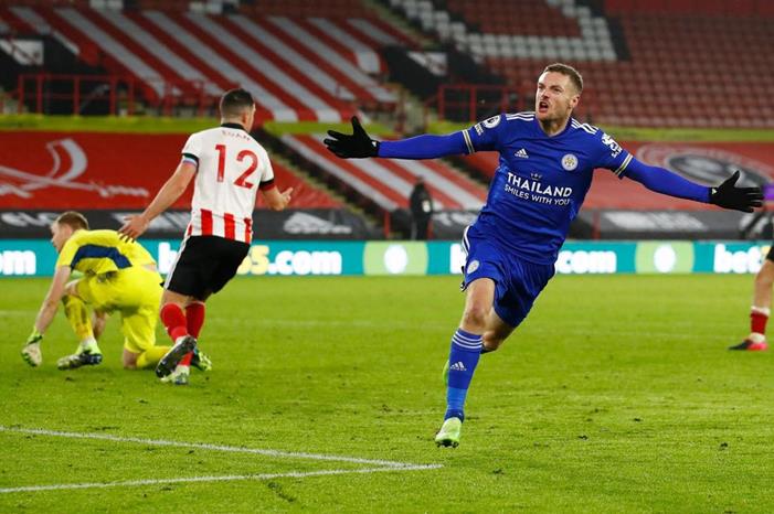 فاردي يخطف فوزاً ثميناً لليستر سيتي 3542140-2020-12-06T160730Z_1053848328_UP1EGC618SI9A_RTRMADP_3_SOCCER-ENGLAND-SHU-LEI-REPORT