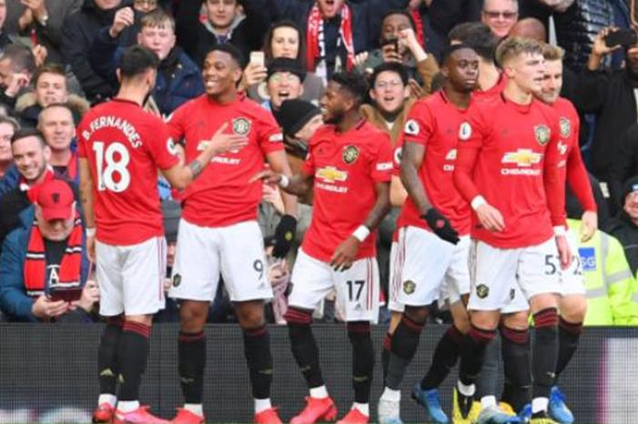 رايولا يكشف الحل الأمثل لمانشستر يونايتد ونجمه بوجبا مانشستر-يونايتد-3