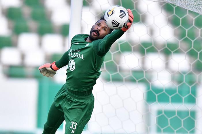 تطورات حالة العويس وموعد عودته لحماية عرين الأهلي ewis