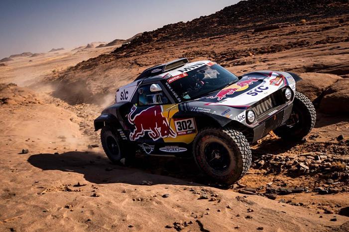 مركبات رالي داكار السعودية 2022 تصل إلى جدة Stephane-Peterhansel-dakar-2021