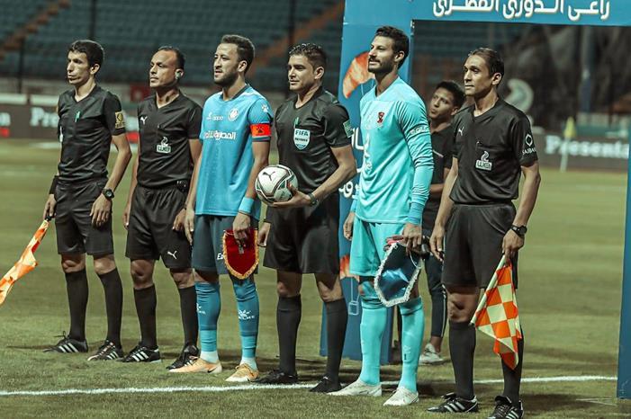 الفيفا يعتمد القائمة الدولية للحكام المصريين نور-الدين