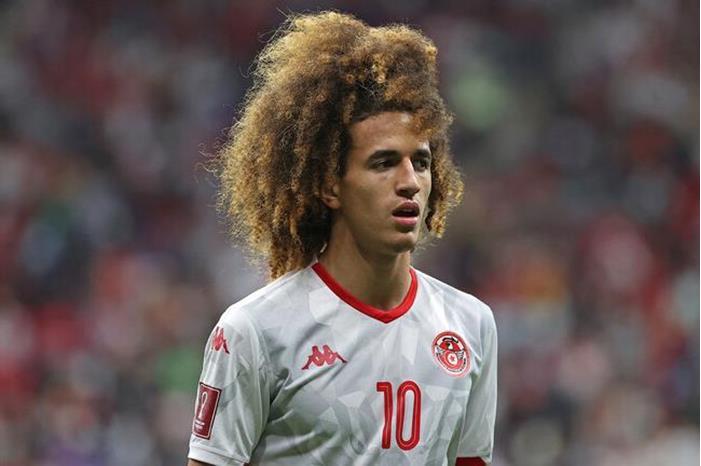 مانشستر يونايتد يوجه رسالة لنجم المنتخب التونسي حنبعل مجبري 61bf0e1342360453e77cd902
