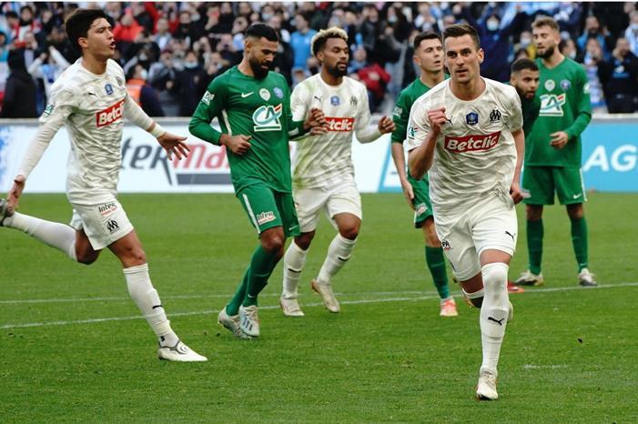 مارسيليا وموناكو يتأهلان في كأس فرنسا ac31ddcd80