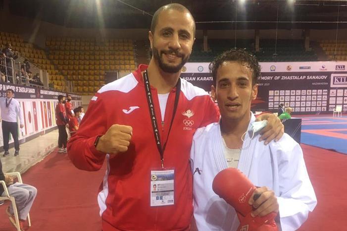 04fefe7e45acee42d8438ef17289621b