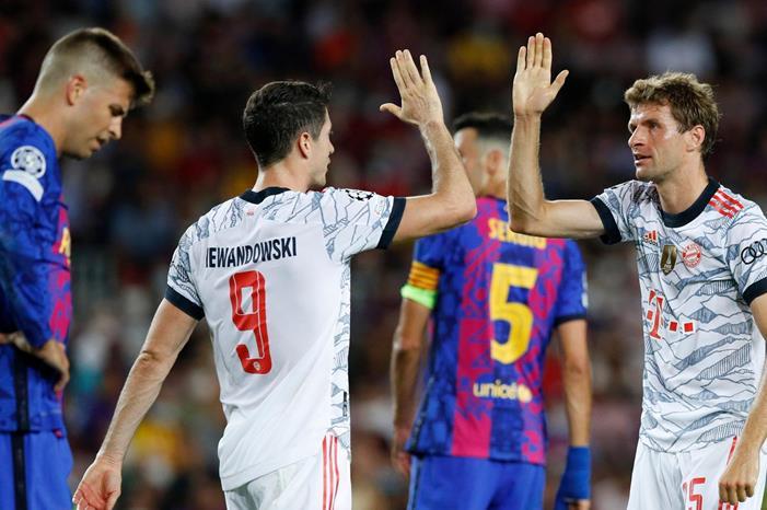 مولر يتوعّد برشلونة من أجل ليفاندوفسكي ٢٠٢١٠٩١٥_١٨٤٢٥٥