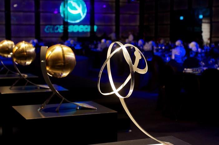 الأسماء المرشحة وموعد حفل جوائز جلوب سوكر 2021 FD-3