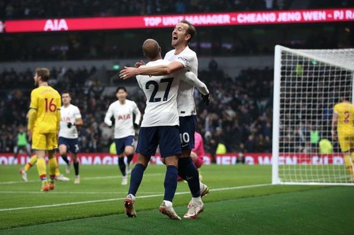 توتنهام يضرب كريستال بالاس بثلاثية بالدوري الإنجليزي FHi60OTXEAEC6Ye