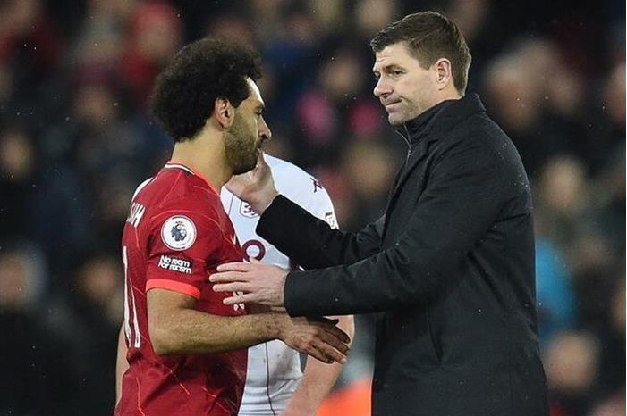 61c7900f4c59b74bc93d1076