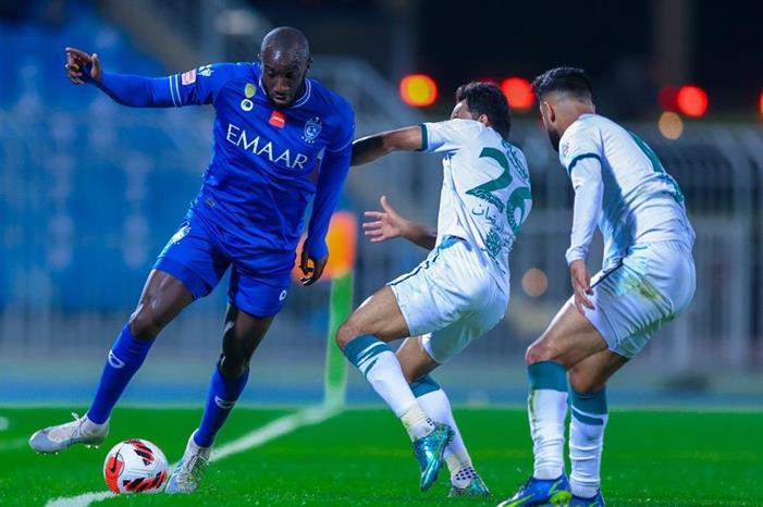 الهلال يسقط أمام الفتح بالدوري السعودي saudiaalyoum.com_2021-12-25_20-06-41_336378-1024x848