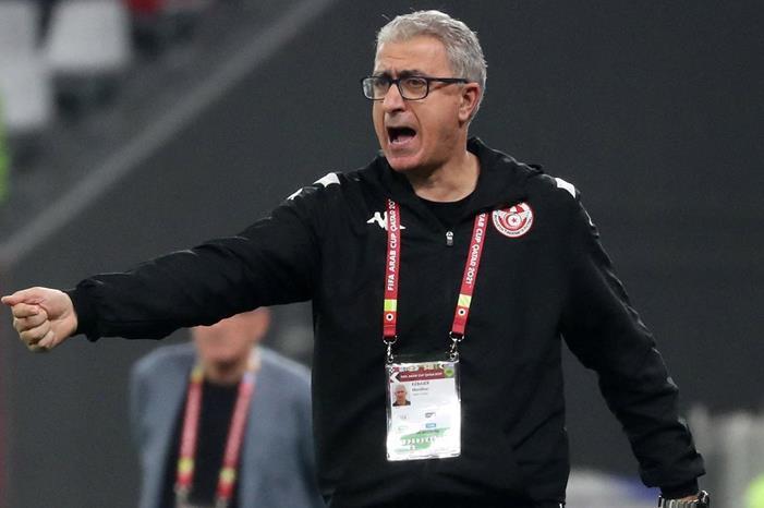 مدرب منتخب تونس يدافع عن اختياراته ويوضح مكاسب كأس العرب mondher-kebaier