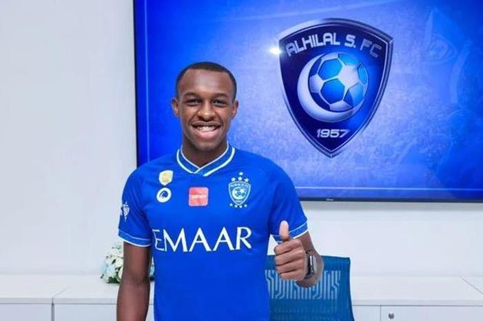 3 ضحايا لصفقة انتقال سعود عبدالحميد إلى الهلال 22