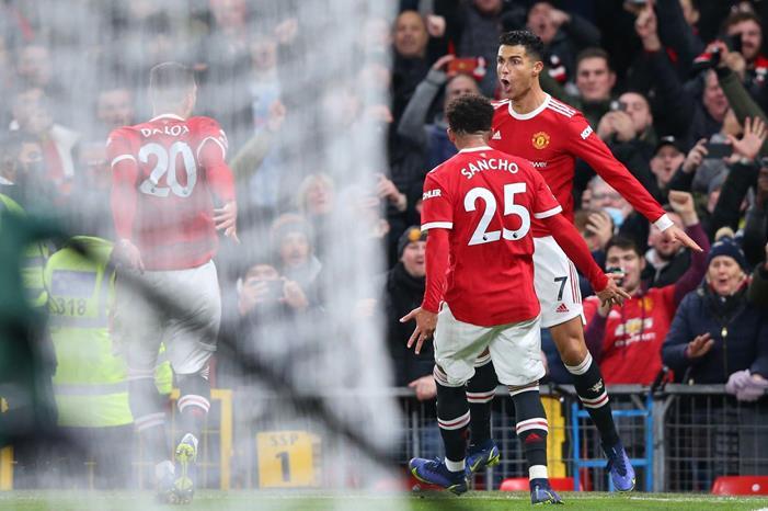 المان يونايتد يواجه كريستال بالاس في الظهور الأول للمدرب رانجنيك اهداف-مباراة-مانشستر-يونايتد-وارسنال-1638483620