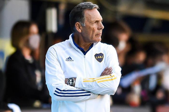 النصر السعودي يتعاقد مع مدرب بوكا جونيورز السابق angel-russo