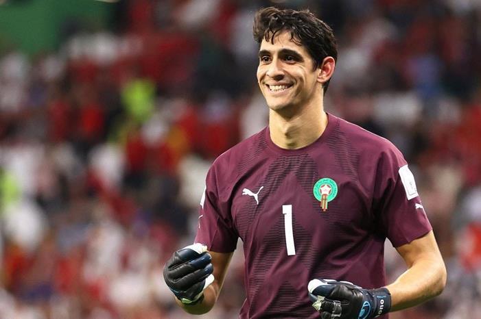 ياسين-بونو-1