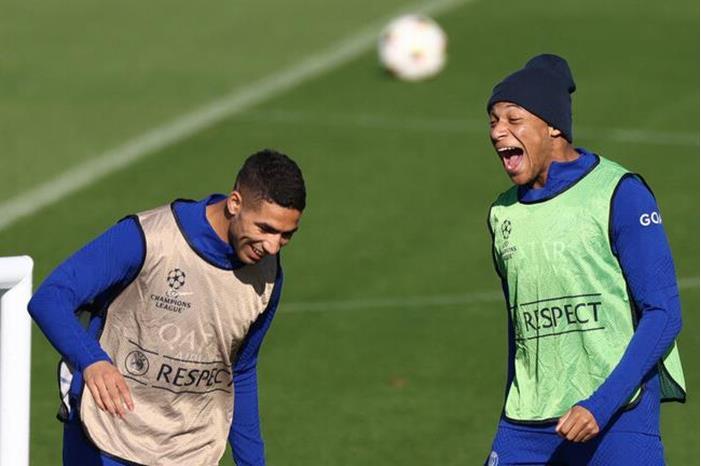 6395685942360418731b6562