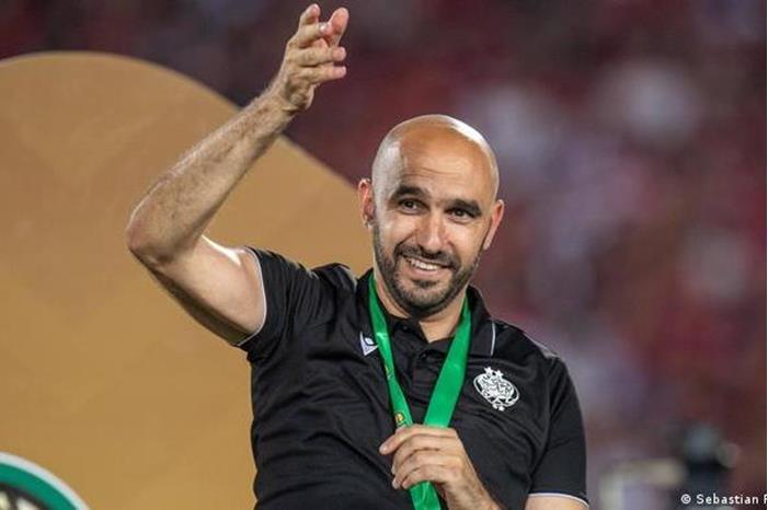 الركراكي: أشرف حكيمي لن يقدم هدايا لمبابي.. وربما يتم وصفنا بالمجانين 7e4b118b-62993409_303