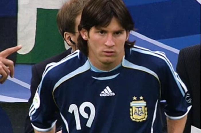 639ee6234c59b7787631be0b