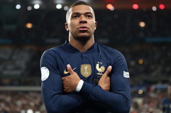 F8fc2vXQ-Kylian-Mbappe-France-12062022-1200x675