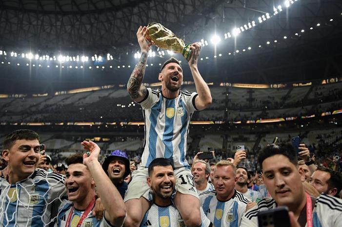 طلب غريب وخطير من ميسي لإدارة سان جيرمان 2JjBcYvr-LAST-MINIATURE-copy-537